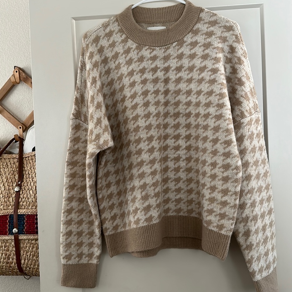 Abercrombie & Fitch Herringbone Sweater